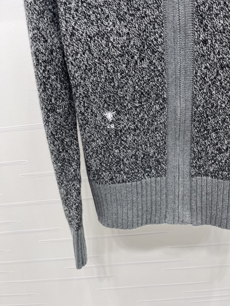 chr1st1an D10r outwear